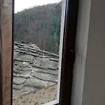 Elena Pensjonat Kosovo