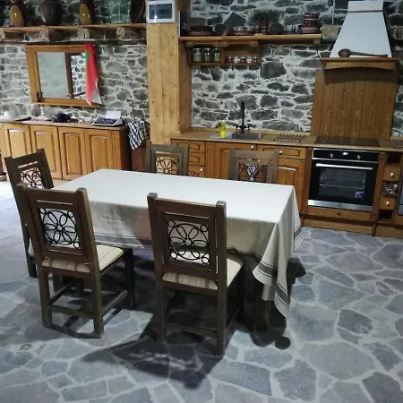 Guest house Elena 2*