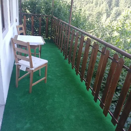 Elena Casa de hóspedes Kosovo