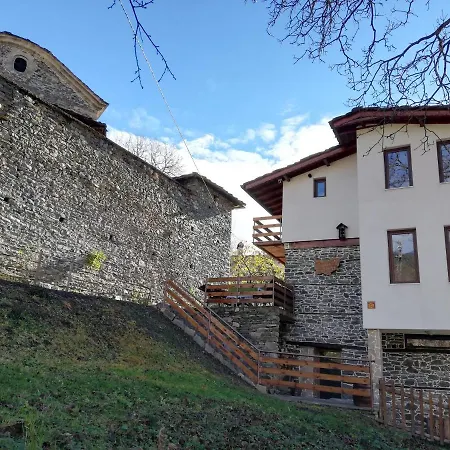 Elena Guest house 2*